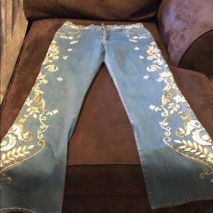Cache Beautifully Embroidered Jeans! Size 10